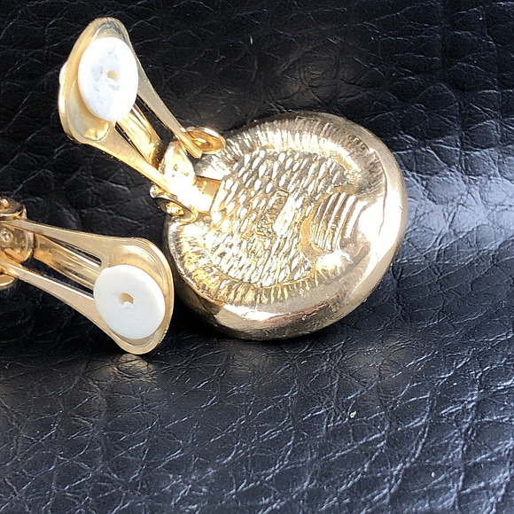 Vintage Roman Clip On Rhinestone Earrings Faux Pearl Dome Gold Tone 80s - Picture 4 of 8